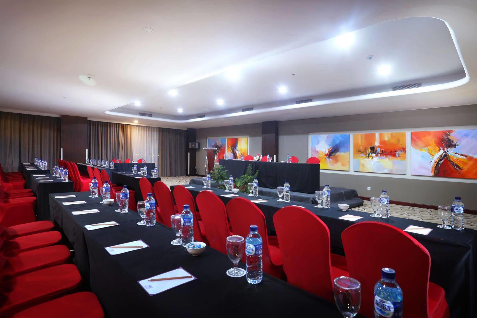 Mg Setos Hotel Semarang Dış mekan fotoğraf